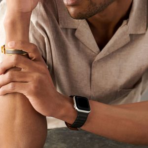 Magnetic Link Apple Watch Band – Black
